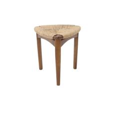 Banqueta Dália Baixa em Madeira de Eucalipto Amendoa