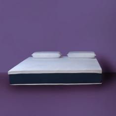 Colchão Queen Mola Ensacada Guldi Macio (25x158x198) e 2 Travesseiros Guldi Nasa Viscoelástico Azul e Branco