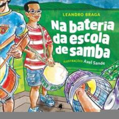Na Bateria Da Escola De Samba