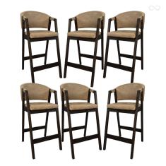 Kit 6 Banquetas Alta para Cozinha Ravena em Madeira Maciça Capuccino Sintético Bege CCS