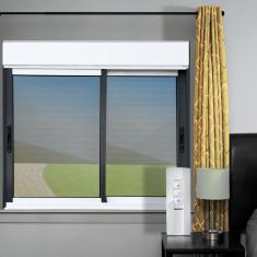 Janela Elite 2 Folhas Moveis com Persiana Integrada Correr com Motor e Controle Remoto 120 X 120 Vidro Reflex Mix Preto