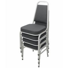 Kit com 4 Cadeiras Empilháveis Linha Hotel Plus Marrom