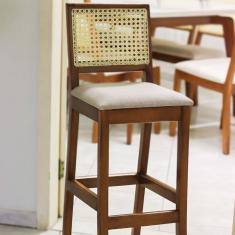 Banqueta de Madeira Maciça com Rattan - Grécia - Art Salas