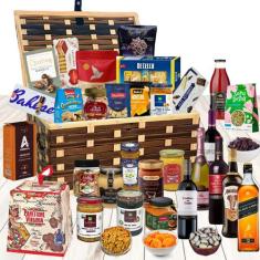 Cesta de Natal Premium MONTREUX com 34 Itens Natal 2025