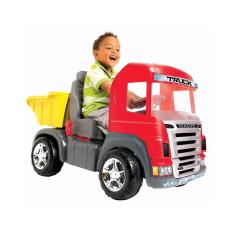 Caminhão de Brinquedo Magic Toys Truck com Pedal, Volante, Caçamba e Banco Regulável - Vermelho