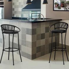 Banqueta Alta Famais Havai Com Assento Estofado Preta Preto