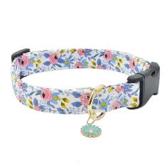 Linda coleira de cachorro de algodão, estampas de flores, coleiras macias ajustáveis para filhotes de cachorro para meninas pequenas, médias e grandes com pingentes de flores
