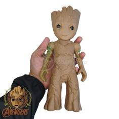 Boneco Action Figure Vingadores Groot Árvore 27Cm