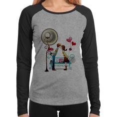 Baby Look Raglan Casal Namorados Beijando Manga Longa - Foca na Moda, 