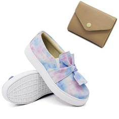 Kit Tenis Slip On Estampado Amanda Block com Detalhe em Laço e Carteir