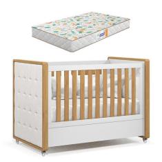 Berço Americano Tutto New Freijó Branco Acetinado com Capitonê New Bou