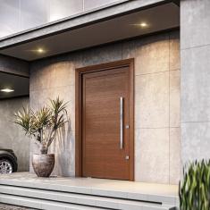 Porta Pivotante de Alumínio Amadeirada com Puxador de 1 Metro 225x130 Alumínio Marrom