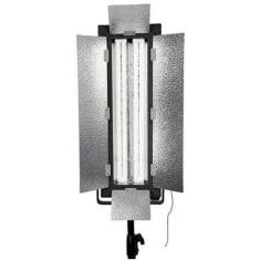 Refletor De Luz Fluorescente 110W Com Controle Remoto