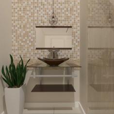 Gabinete de Vidro 60cm Inox com Cuba Quadrada Marrom