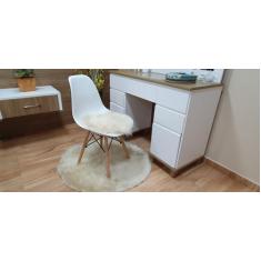 Tapete Redondo Em Pelúcia Pelo Alto De 7cm Sem Forro - 90 cm - S DECOR