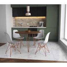 Mesa de Jantar Redonda 90cm Amêndoa Clips 3 Pés com 4 Cadeiras Eames E