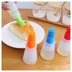 Pincel Culinário de Silicone com Reservatório Cor:Branco