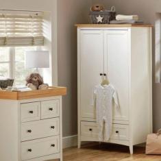 Guarda Roupa 2 Portas e 1 Gavetas em Madeira Maciça Branco Nest Branco/Carvalho