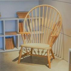 Poltrona com Braço Angelina Madeira Natural - Rivatti