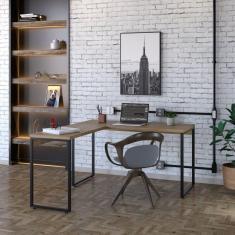 Mesa de Escritório em L Estilo Industrial 135x150cm Kuadra Lâmina Mel / Est.Preta