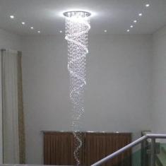 Lustre De Cristal Espiral Para Vão De Escada Com 3,50 Metros De Altura
