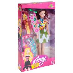 Boneca Amy Closet Style com 4 Lindos Vestidos Tipo Barbie