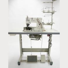 Máquina de costura Fechadeira Industrial Plana com Catraca SSTC7003-PTF,3 agulhas,ponto corrente