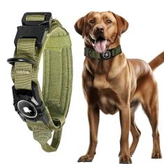 Coleira tática resistente para cães com suporte para AirTag, coleira de rastreamento GPS ajustável para cães pequenos, médios e grandes, compatível com Apple AirTag, inclui alça de controle para maior