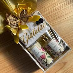 Kit Exclusivo L'ENVIE Água Perfumada, Sabonete e Toalha para Presentear