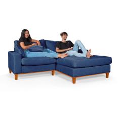 Sofa Living 2 Lugares Chaise Revestido Linho Base em Madeira