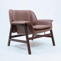 Poltrona Frattini Base Cor Teia de Aranha em material ecológico ou Nat