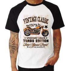 Camiseta Raglan Vintage Classic Moto - Foca na Moda, Branco, Preto, GG