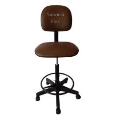 Cadeira Caixa Alta Com Aro E Com Rodízio Corano Marrom