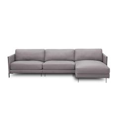 Sofá Decorativo Karine 5 Lugares Sala De Estar 300cm Com Chaise Pés Em Aço Couro Avelã