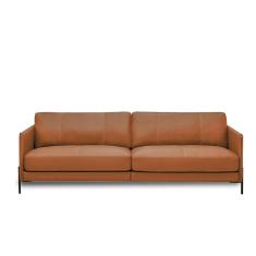 Sofá Decorativo Karine 3 Lugares Sala De Estar 210cm Pés Em Aço Couro Conhaque