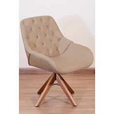 Poltrona Decorativa Linda Pé Giratório de Madeira Capitonê - Squadra D