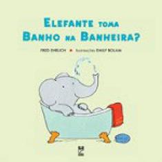 Elefante Toma Banho Na Banheira?