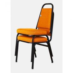 02 Cadeiras Empilhável Para Hotelaria Linha Hotel Jersey Laranja