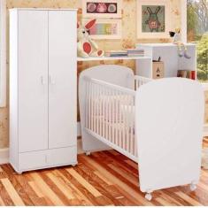 Quarto de Bebê Sonho Mágico com Guarda Roupa 2 Portas, Cômoda e Berço Espresso Móveis Branco