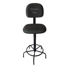 Cadeira secretaria caixa alta  com base de ferro sem rodízio para rece