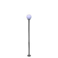 Poste de jardim com globo de polietileno leitoso 1,75m p10/b10 em aço 