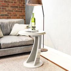 Mesa de Apoio Lateral Artely Tutti com 64,5 cm de Altura