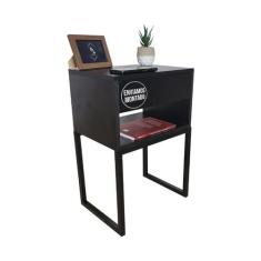 Mesa De Cabeceira Preta 40cm Gaveta e Nicho Quarto Cama Escritório Pé 