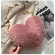 Bolsa Feminina Felpuda de Coração Transversal Alça Corrente - MACROUPT