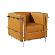 Poltrona Le Corbusier Cromado Em Couro Natural Caramelo Cor Amarelo