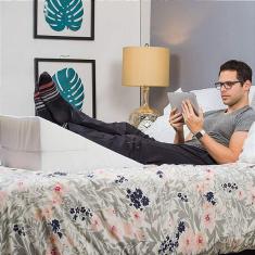 Travesseiro Ortopédico Para Apoio Das Pernas