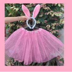 Fantasia coelhinha adulto e infantil saia de tule rosa e tiara - EM Fa