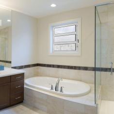 Janela Basculante 1 Secção Central Topsul Vidro Mini Boreal 60x60cm Esquadrisul Branco