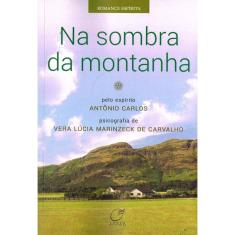 Na sombra da montanha
