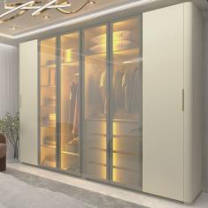 Guarda-roupa Casal 6 Portas com 4 Portas Reflecta com Pés com Led Innova